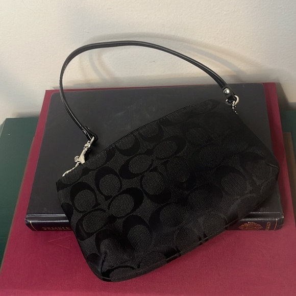 Coach Black Monogram Canvas Turn Lock Wristlet with Patent Leather Trim - Picture 8 of 11